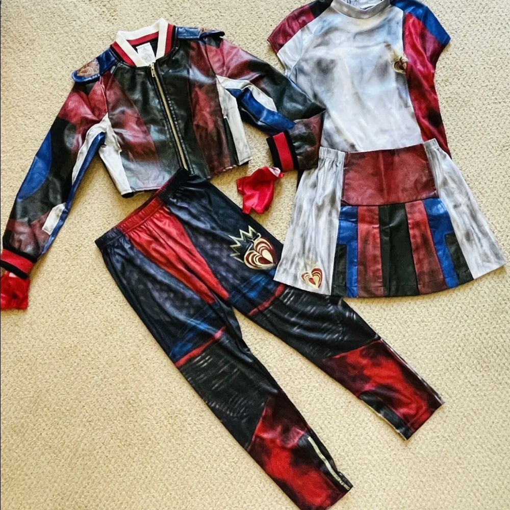 Authentic Disney Store Descendants Faux Leather Evie Complete Costume size 4 - Picture 5 of 5